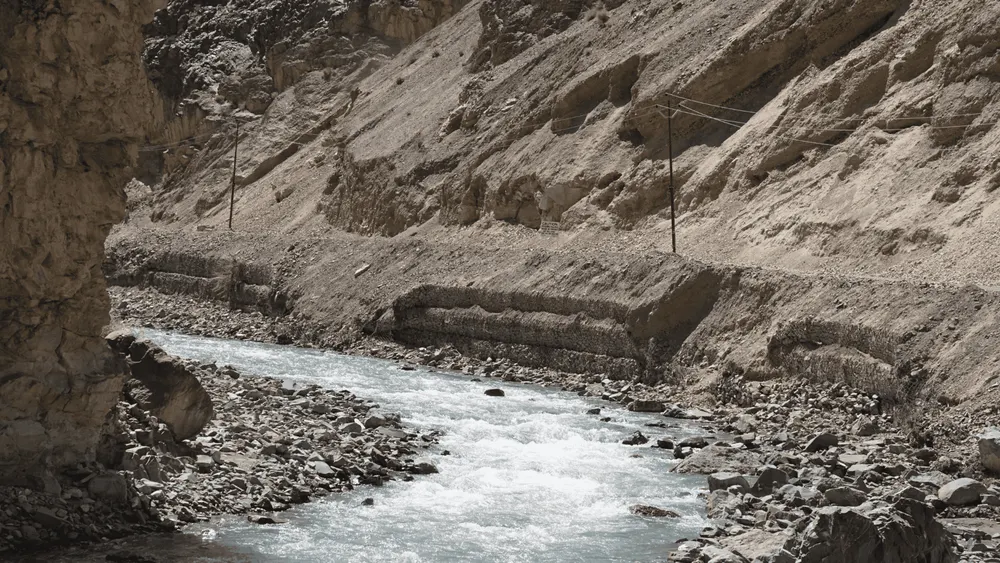India Offers Flood Alert to Pakistan: Catastrophe Diplomacy Amid Crisis