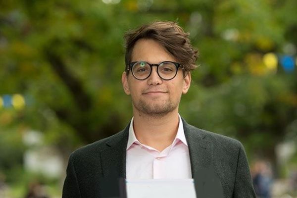 A shot of Brendan Herjavec.