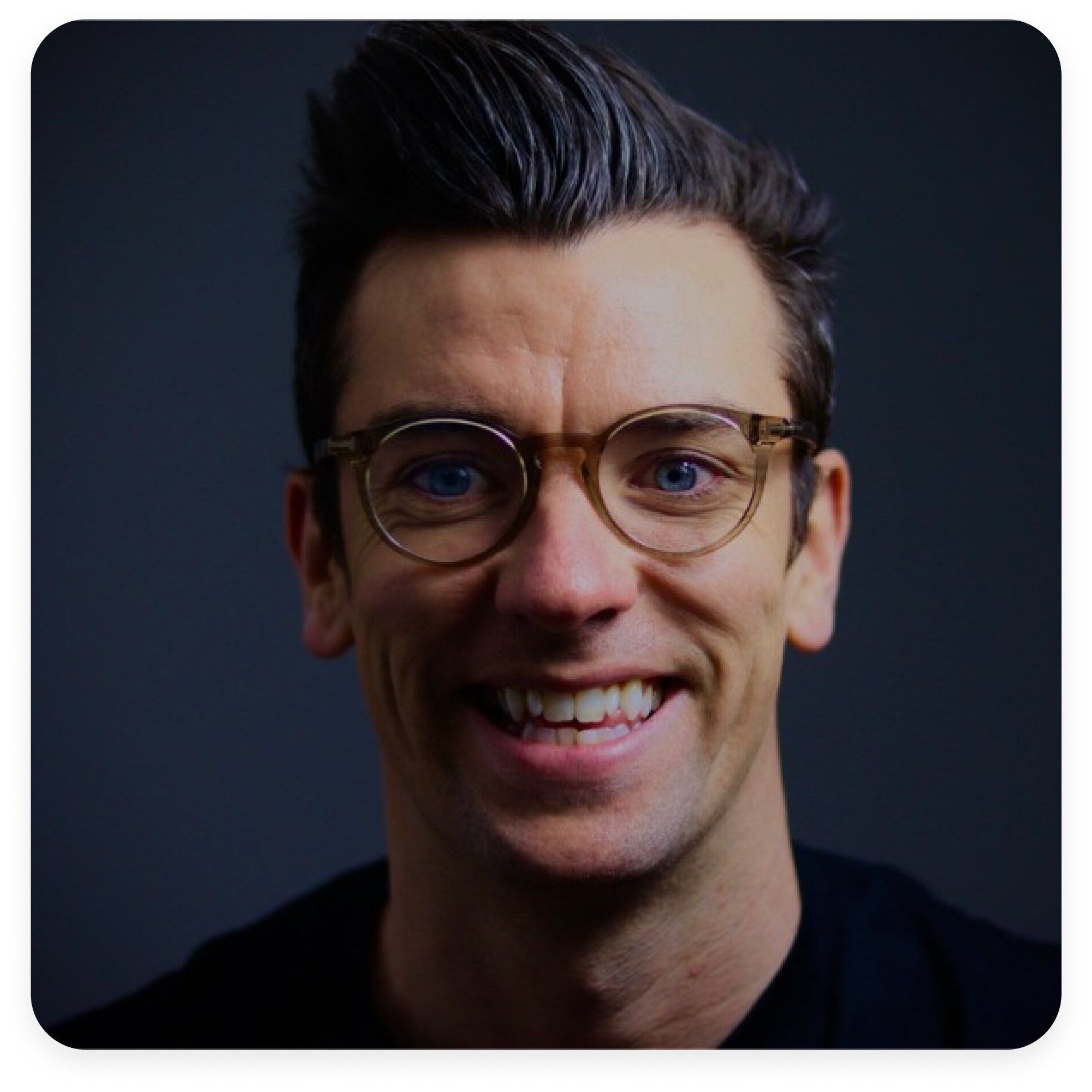 Andy Gray's profile image.