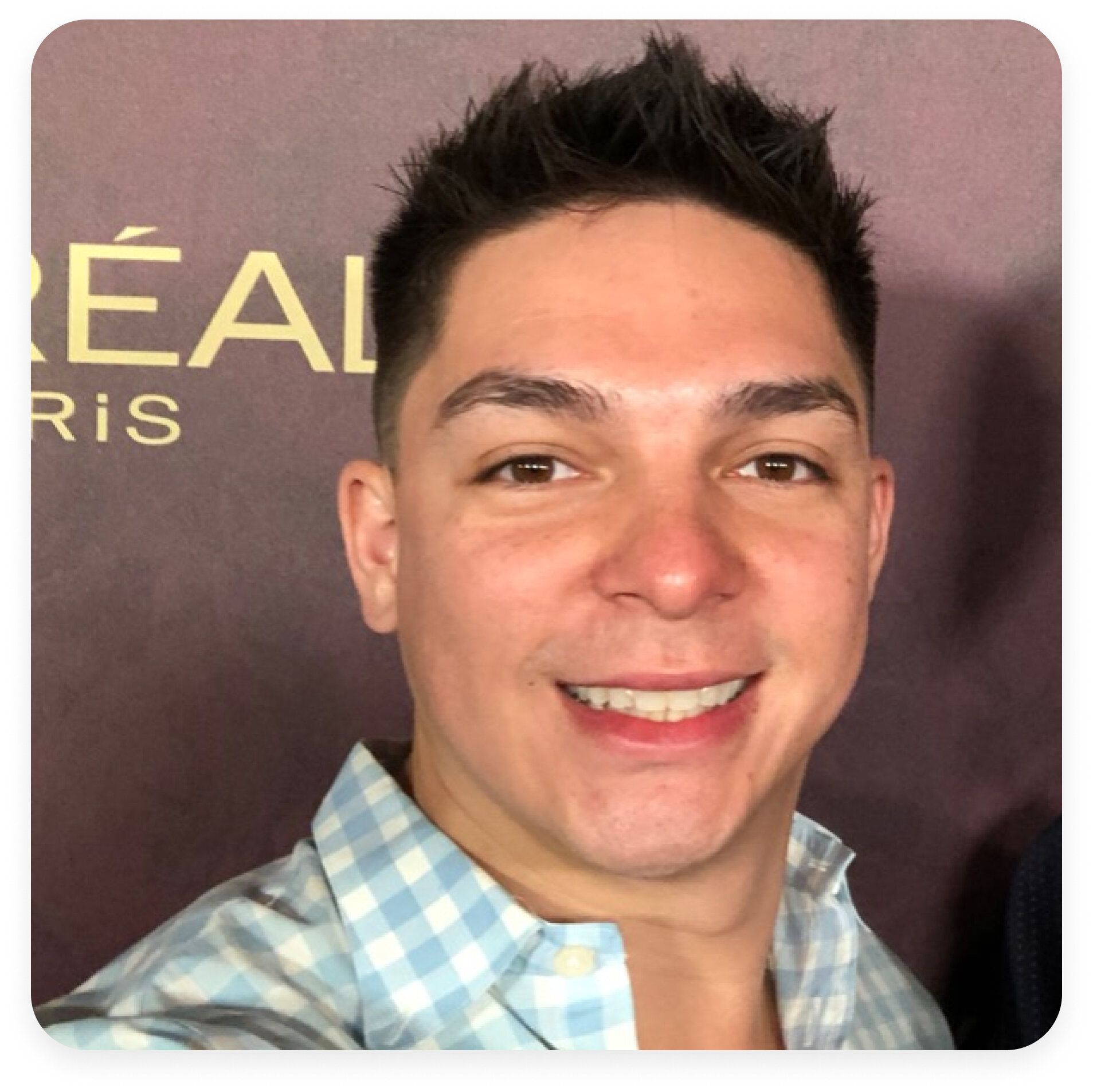 A profile image of Evan Burke.