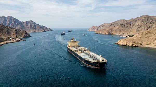 Hormuz Supply Risks Send Oil to One-Month High: What It Means for U.S. Investors and Mineral Owners